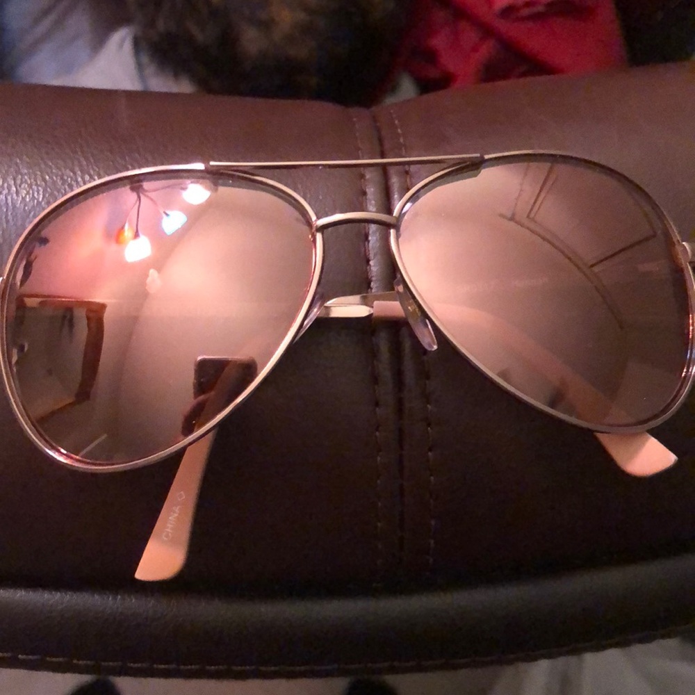 rose gold aviators